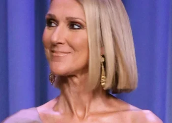 Σελίν Ντιόν: Επιδεινώνεται η κατάσταση της υγείας της – Έχασε τον έλεγχο των μυών της