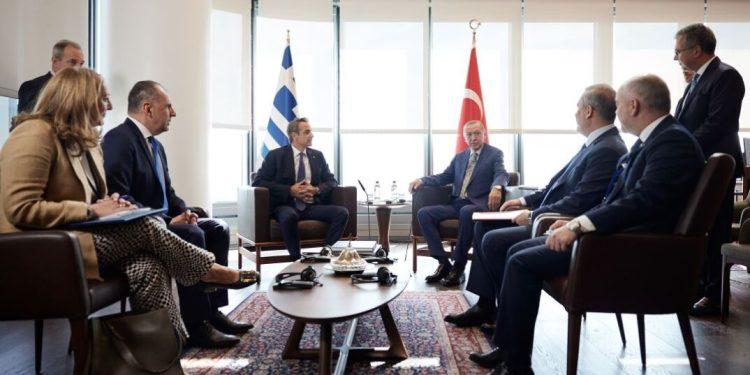 Δεκαπέντε διακηρύξεις, συμφωνίες και μνημόνια συνεργασίας υπογράφηκαν μεταξύ Ελλάδας και Τουρκίας