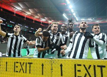 Ο ΠΑΟΚ «ξέρανε» τους Γερμανούς – Μεγάλη νίκη, μεγάλο πάρτυ χιλιάδων φίλων του