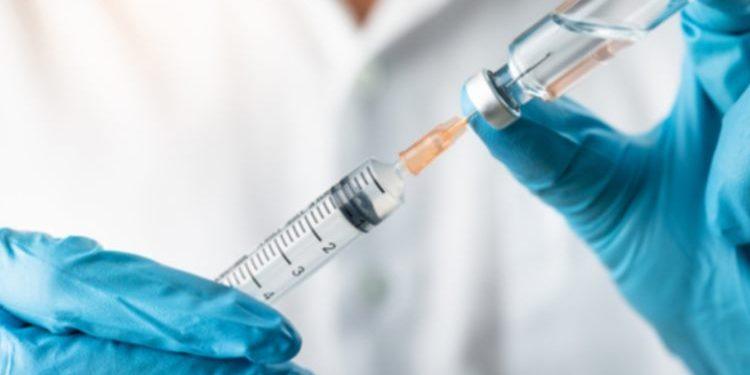 Αποκάλυψη σκάνδαλο του Politico: Στα σκουπίδια εκατ. δόσεις εμβολίου covid αξίας 4 δισ. ευρώ