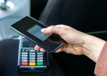 POS: Υποχρεωτικά σε ταξί, λαϊκές αγορές και δεκάδες ακόμη κλάδους από τον Ιανουάριο