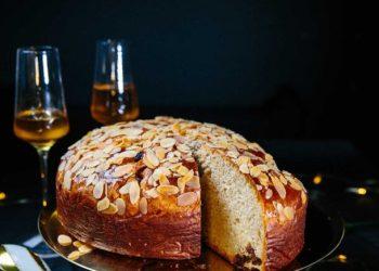 Πολίτικη βασιλόπιτα-τσουρέκι