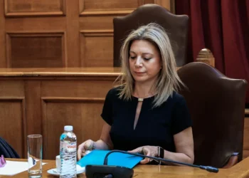 Εξεταστική για Τέμπη: Κατάθεση-γροθιά στο στομάχι από μητέρα θύματος