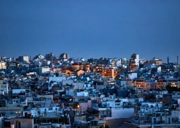 Παράταση ΦΠΑ στα νεόδμητα ακίνητα και αύξηση δόσεων ΕΝΦΙΑ