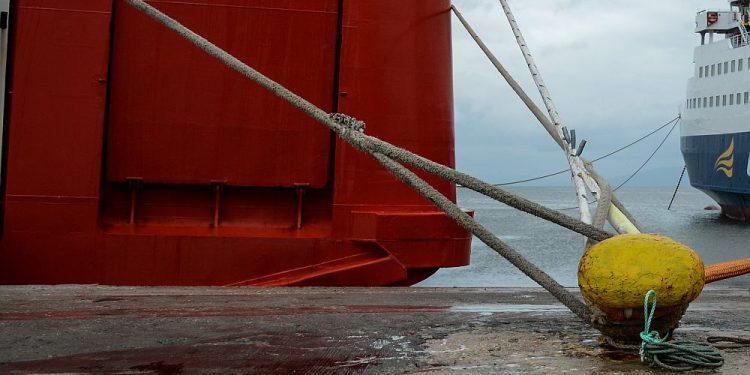 Απαγόρευση απόπλου από Πειραιά, Λαύριο και Ραφήνα