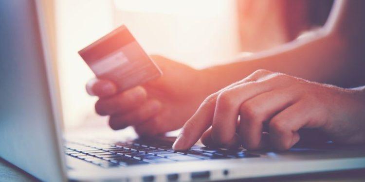 Απάτη σε ηλεκτρονικά καταστήματα: Προσοχή στην ασφάλεια των συναλλαγών