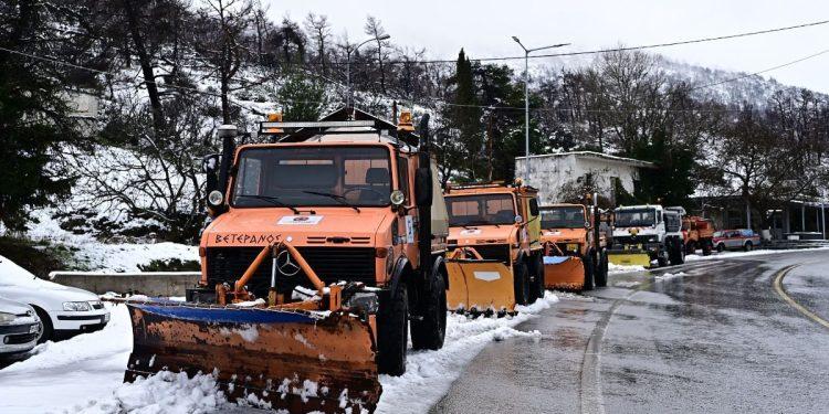 Στα «λευκά» Βίλια και Ιπποκράτειος Πολιτεία. Δεν ξεκίνησε… ακόμα η επέλαση του χιονιά στην Αττική. Σε ποιες περιοχές της Ελλάδας χιονίζει τώρα.