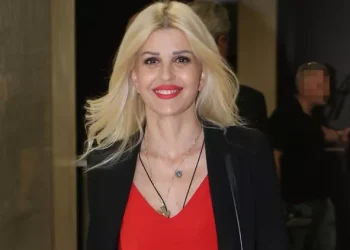 Η Έλενα Ράπτη παντρεύτηκε κάτω από άκρα μυστικότητα