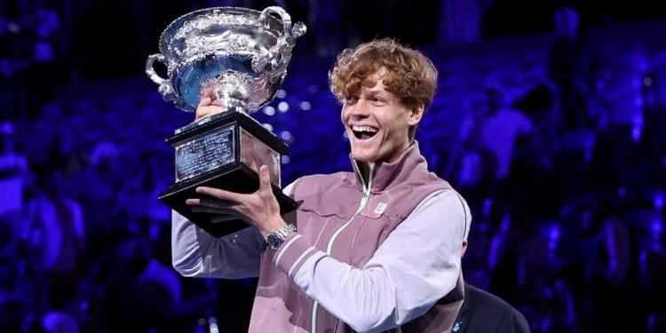 Australian Open τένις: Ο Σίνερ επέστρεψε από το 0-2 και νίκησε στον τελικό τον Μεντβέντεφ