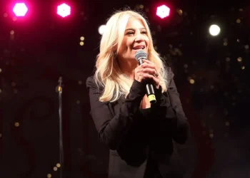 Πένθος για τη Φαίη Σκορδά: Πέθανε ο πατέρας της στον ύπνο του