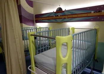 Ξυλοδαρμός 4χρονου αγοριού στα Μέγαρα: Ανθρωποκυνηγητό για τη σύλληψη του δράστη