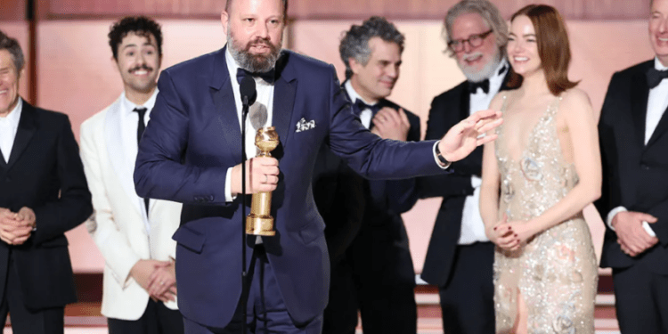 Αναμενόμενη βράβευση για το «Poor things» του Γιώργου Λάνθιμου