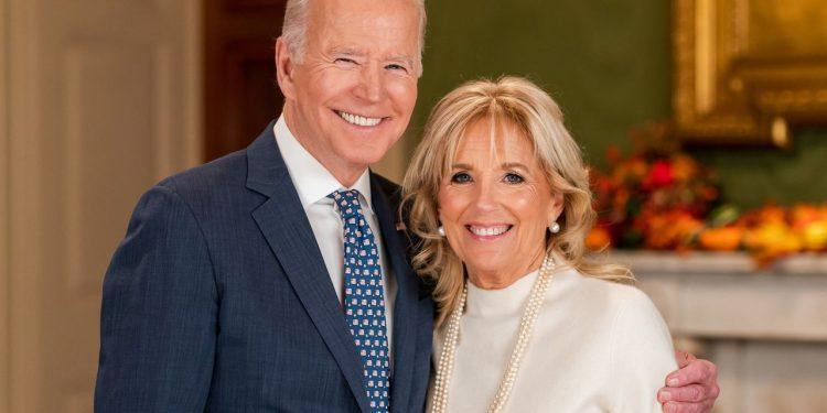 Τζο Μπάιντεν: Το κλειδί για να μακροημερεύσει ένας γάμος είναι το καλό σεξ