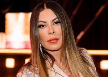 Άντζελα Δημητρίου: Το τραγούδι που αφιέρωσε… «σε όλους τους άχρηστους»