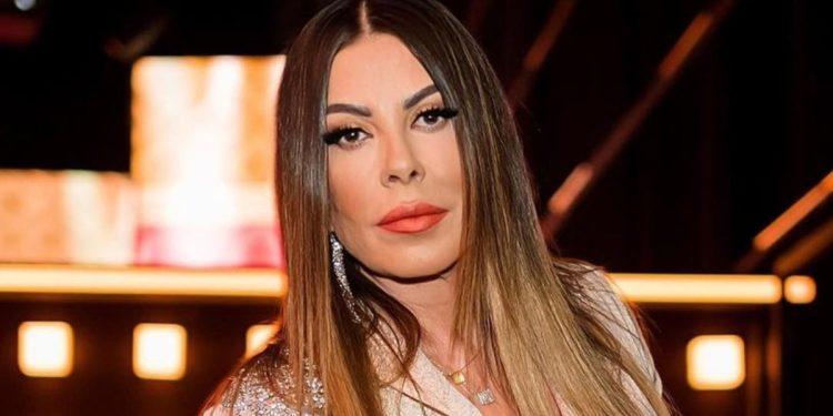 Άντζελα Δημητρίου: Το τραγούδι που αφιέρωσε… «σε όλους τους άχρηστους»