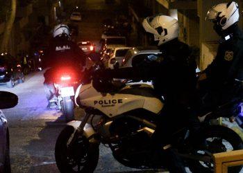 Πυροβολισμοί κατά αστυνομικών στη Λεωφόρο Μαρκοπούλου – Παιανίας