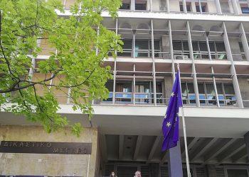 Να επανέλθει η αστυνομική φύλαξη των δικαστών