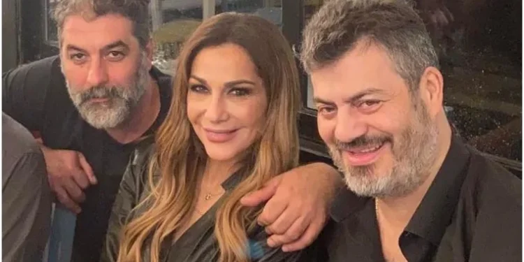 Μπισμπίκης-Βανδή: «Είναι ερωτευμένο ζευγάρι…Αν μου ζητήσουν να τους παντρέψω θα είναι τιμή μου»