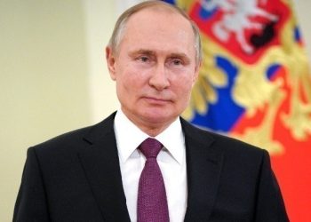 Ο Πούτιν συγχαίρει τους Ρώσους στρατιωτικούς για την κατάληψη της Αβντιίβκα