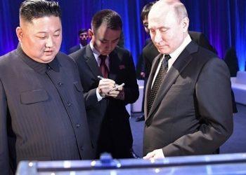 Ο Πούτιν δώρισε αυτοκίνητο στον Κιμ Γιονγκ Ουν