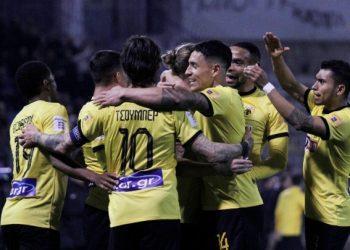 «Βόλτα» της ΑΕΚ στη Λαμία