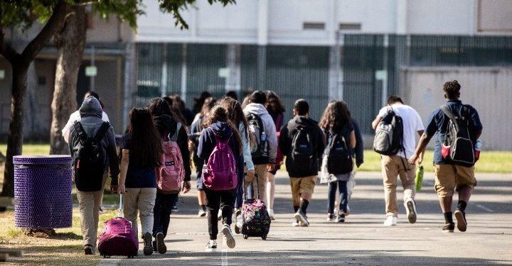 ΗΠΑ: Πρώην καθηγήτρια δώρισε 1 δισ. δολάρια σε Ιατρική Σχολή της Νέας Υόρκης για να πληρωθούν τα δίδακτρα των φοιτητών