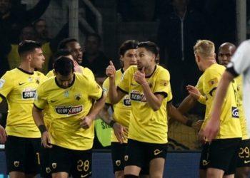 Στα  μαλακά η ΑΕΚ, στα δύσκολα οι τρεις «διώκτες» της