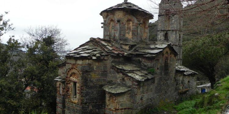 Μια εκδρομή στη Μάνη: Tο ημερολόγιο μιας Κυριακής με κουλτούρα και κοψίδια