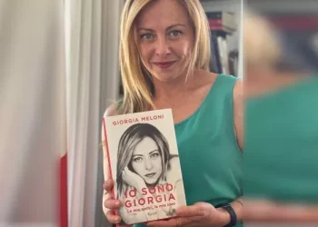 Τζόρτζια Μελόνι – Σιδηρά κυρία της Ευρώπης ή παράδειγμα κεκαλυμμένου νεοαυταρχισμού ;