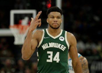 Τέταρτη διαδοχική νίκη για Μπακς με double-double του Giannis