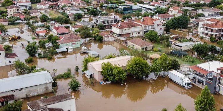 Ανασυγκρότηση Λαρισαίων: Αποκατάσταση και Αναδόμηση μετά τις Πλημμύρες