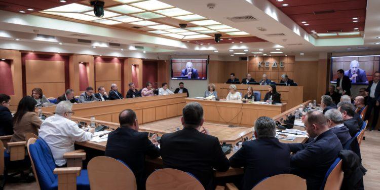 ΚΕΔΕ: Συνεδριάζει το Δ.Σ παρουσία του προέδρου του Ταμείου Παρακαταθηκών και Δανείων