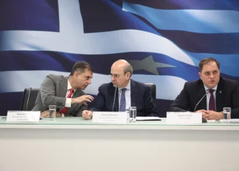 Golden Visa: Αυξάνεται το όριο σε 400.000 και 800.000 ευρώ – Τα ακίνητα δεν θα γίνονται Airbnb