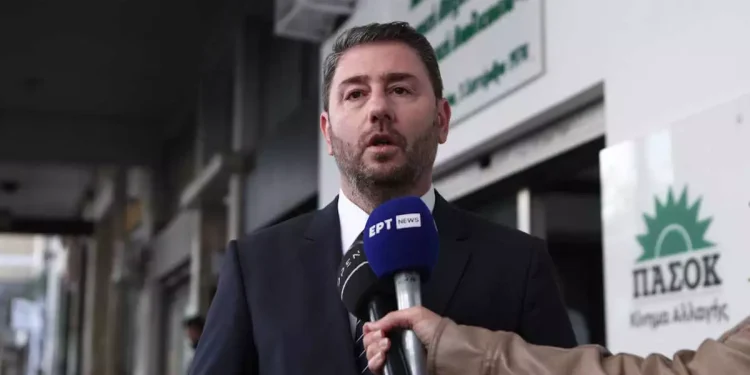 Ανδρουλάκης: Ο κ. Μητσοτάκης έχασε δύο από τους στενότερους συνεργάτες του, αποδεικνύοντας ότι ο πυρήνας της διαφθοράς βρίσκεται μέσα στο Μαξίμου