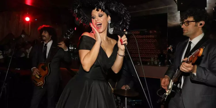 Ραμόνα Βλαντή: Δεν μου λείπει κάτι στην προσωπική μου ζωή, είμαι γεμάτη