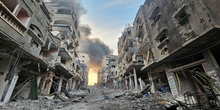 Γάζα: «Η κυβέρνηση γνωρίζει πως το Ισραήλ παραβιάζει το διεθνές δίκαιο»