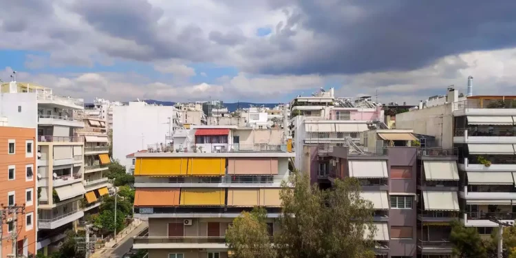 Σε «πολιορκία» τα ακίνητα: Στο στόχαστρο οι μεταβιβάσεις