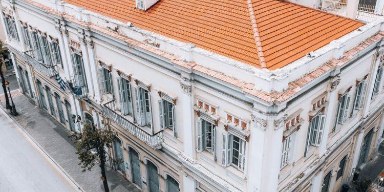 Δήμος Πάτρας: Κράτησε χαμηλά τα δημοτικά τέλη – Πήρε πίσω τις αυξήσεις