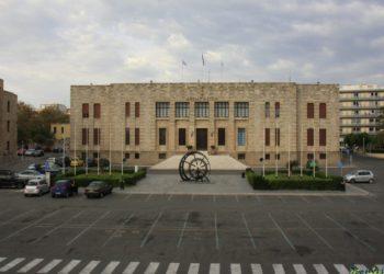 Κίνδυνος έκπτωσης λόγω οφειλών για 370 υποψήφιους Δήμου