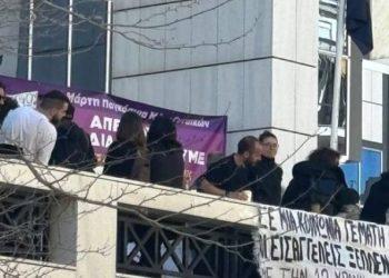 Σεπόλια: Πορεία συμπαράστασης για τη 12χρονη στους δρόμους της περιοχής