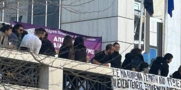 Σεπόλια: Πορεία συμπαράστασης για τη 12χρονη στους δρόμους της περιοχής