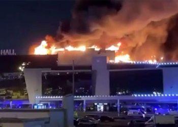 Μακελειό σε συναυλιακό χώρο στη Μόσχα