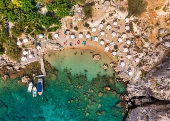 Ρόδος: Ο τουρισμός ξεκίνησε πιο δυναμικά από ποτέ με πολύ καλές προοπτικές για τη σεζόν