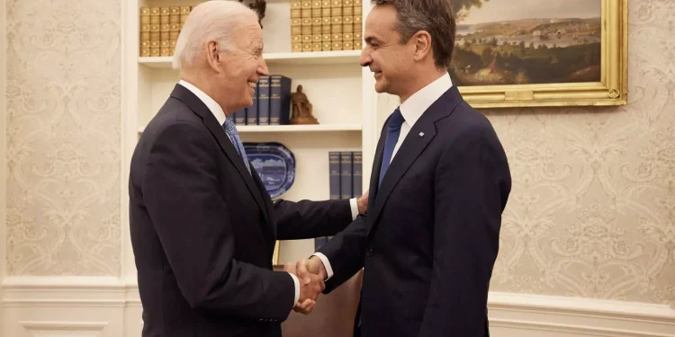 Ο Κυριάκος Μητσοτάκης θα συναντηθεί με τον Τζο Μπάιντεν στις 4 Απριλίου στον Λευκό Οίκο