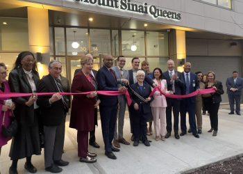 Εγκαινιάστηκε το νέο κτίριο του Mount Sinai Queens