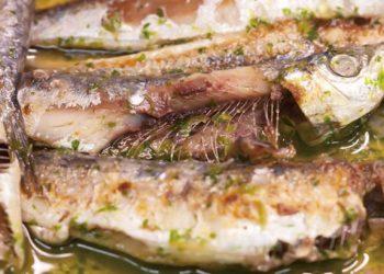 Σαρδέλες λεµονάτες στο φούρνο