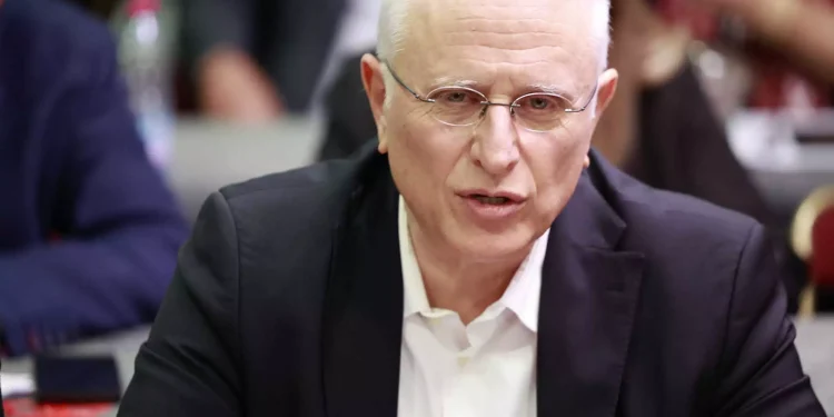 Ραγκούσης:«Μία επίορκη κυβέρνηση μπορεί να κάνει νοθεία» – «Κάποια πράγματα ξεπερνούν και τη δική τους γελοιότητα» απαντά ο Μαρινάκης