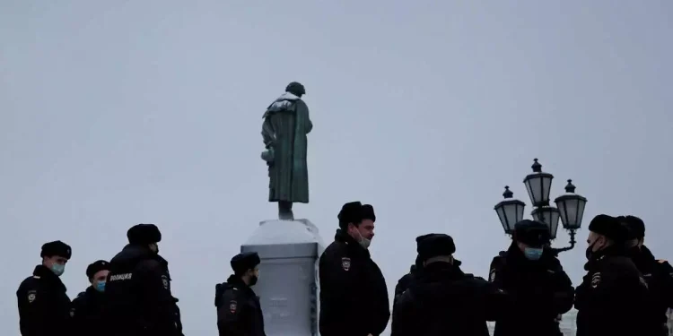 Ρωσία: 6 χρόνια φυλακή σε μπλόγκερ – Καλούσε σε εμπρηστικές επιθέσεις σε γραφεία στρατολογίας