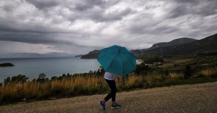 Πρόσκαιρη επιδείνωση του καιρού με ισχυρές βροχές και καταιγίδες