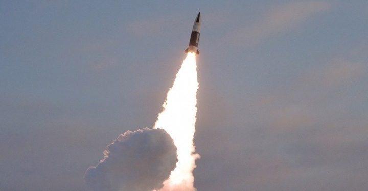 Βρετανία: Πλοίο επλήγη από πύραυλο ανοικτά της Υεμένης